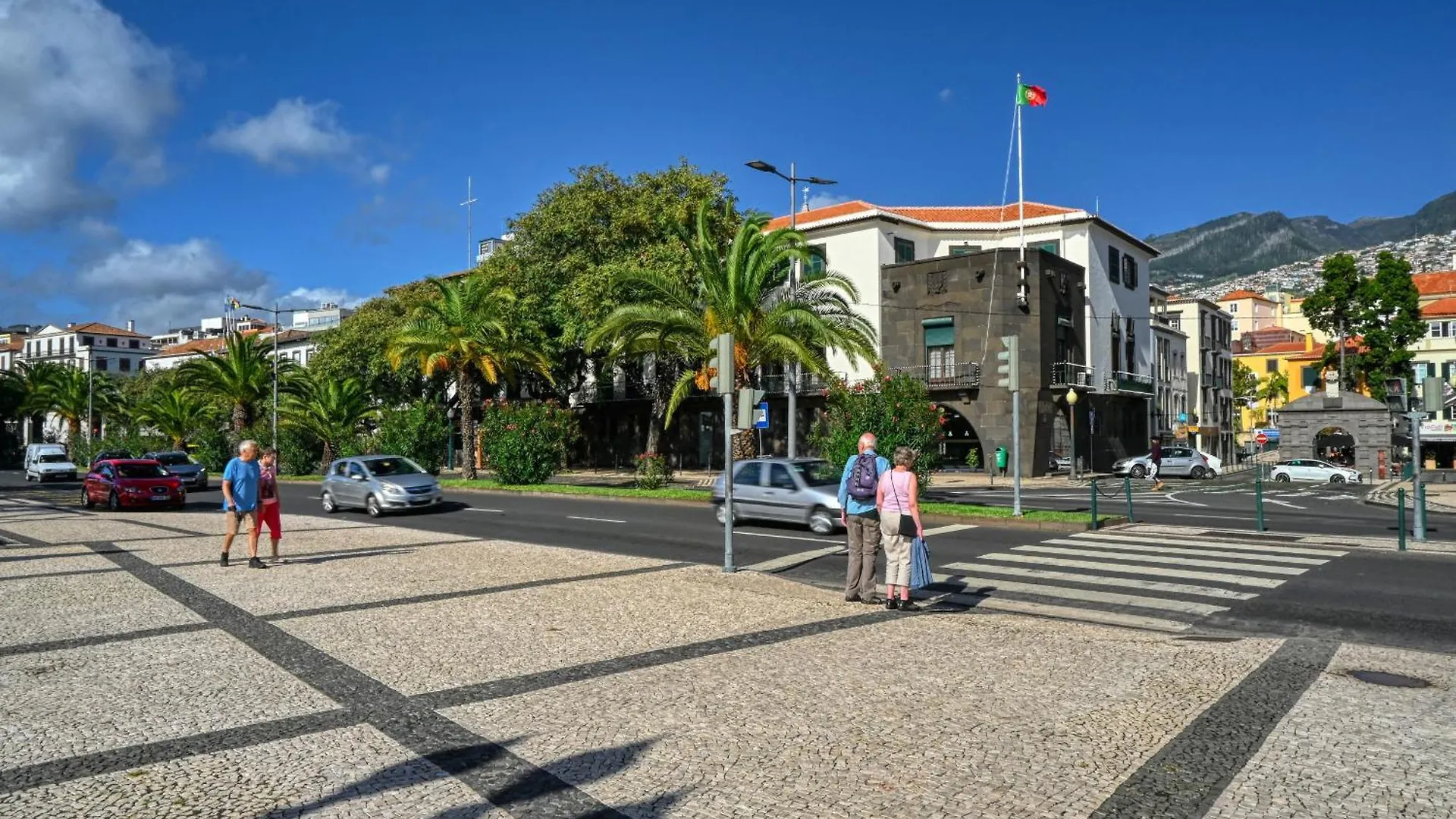 Colombo Square, A Home In Madeira Funchal  Portugal